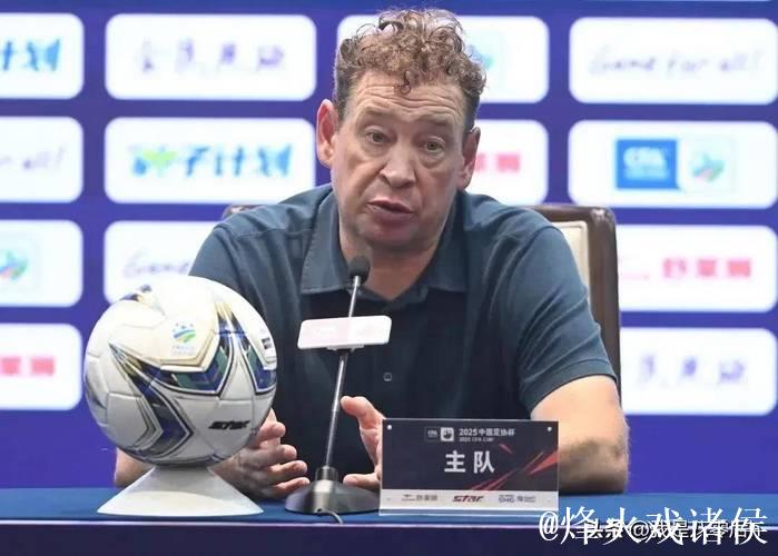 足协杯是否轮换阵容?申花主帅斯卢茨基回答很坚定 足协杯是否轮换阵容?申花主帅斯卢茨基回答很坚定