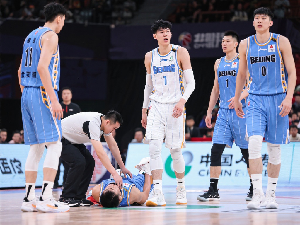 彩的足球盛 彩的足球盛