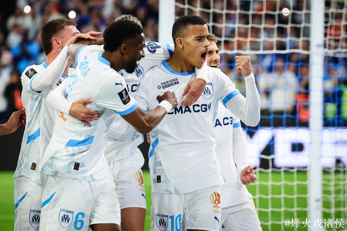 马赛5-1尼斯暂登顶法甲 格林伍德双响奥巴梅扬一射两传