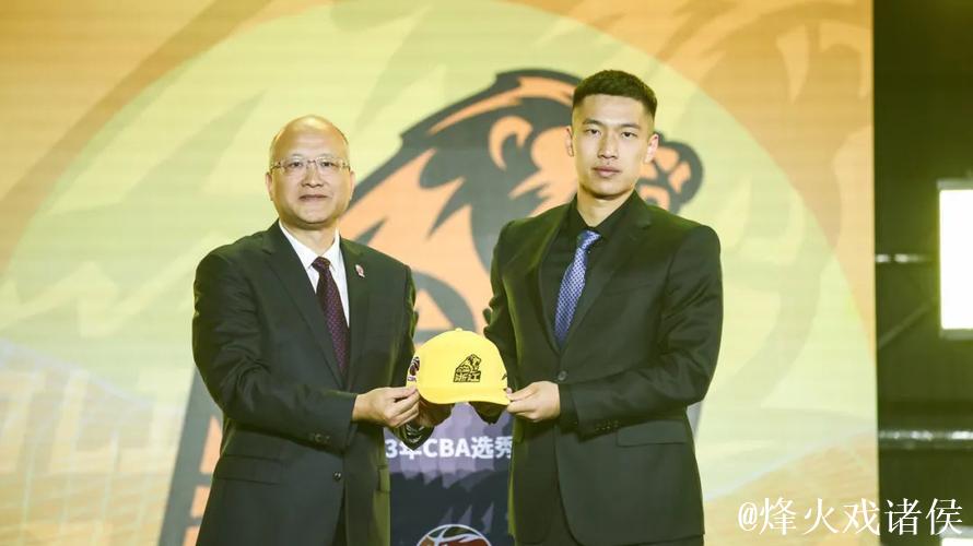 广厦男篮与杜博阳解约 曾是队史首位选秀球员